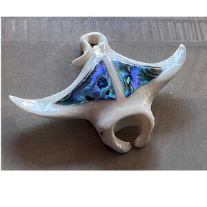 Manta Ray Pendant Necklace Carved from Bovine Bone New Zealand Carved